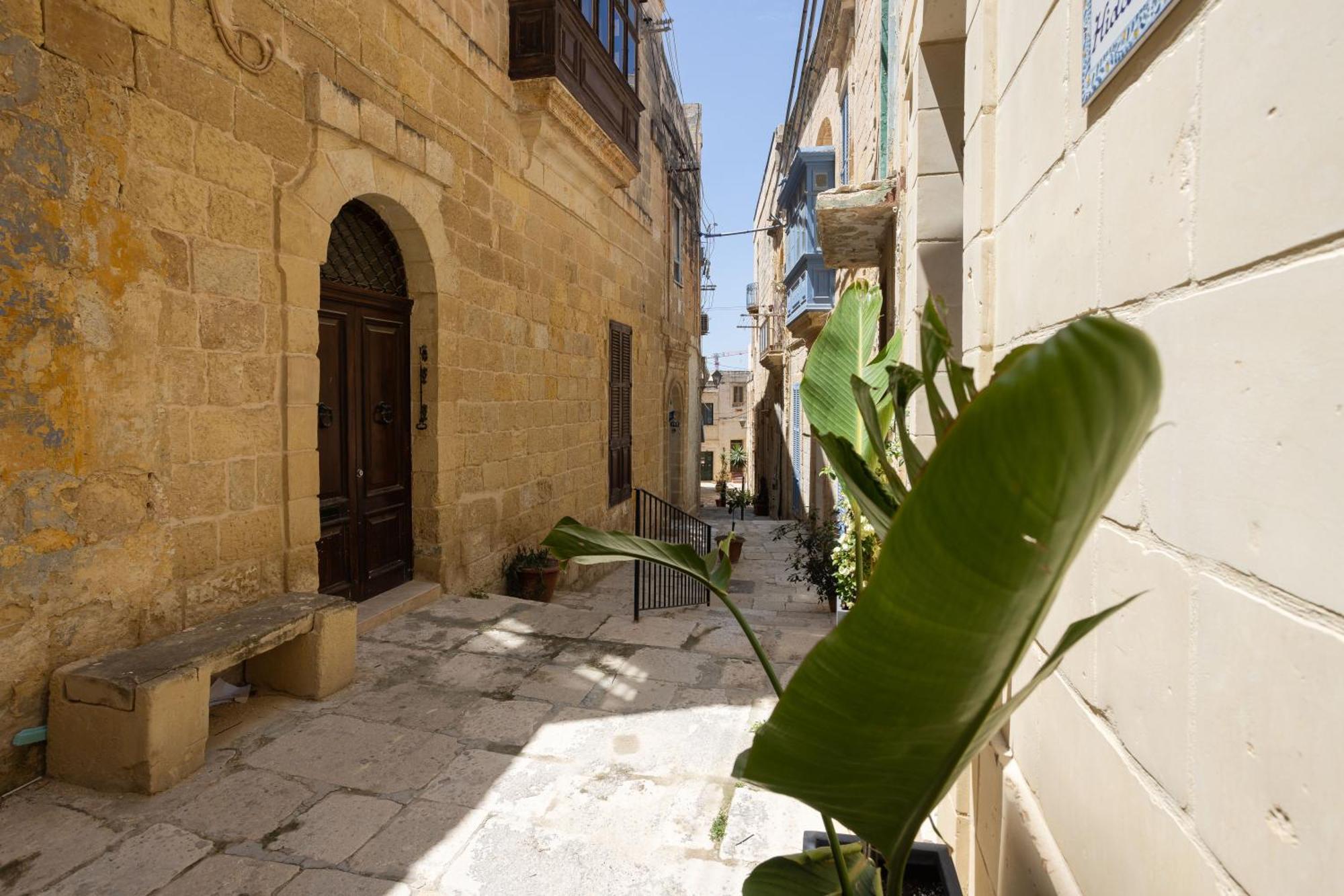 The Maltese Gem Apartment Cospicua Exterior foto