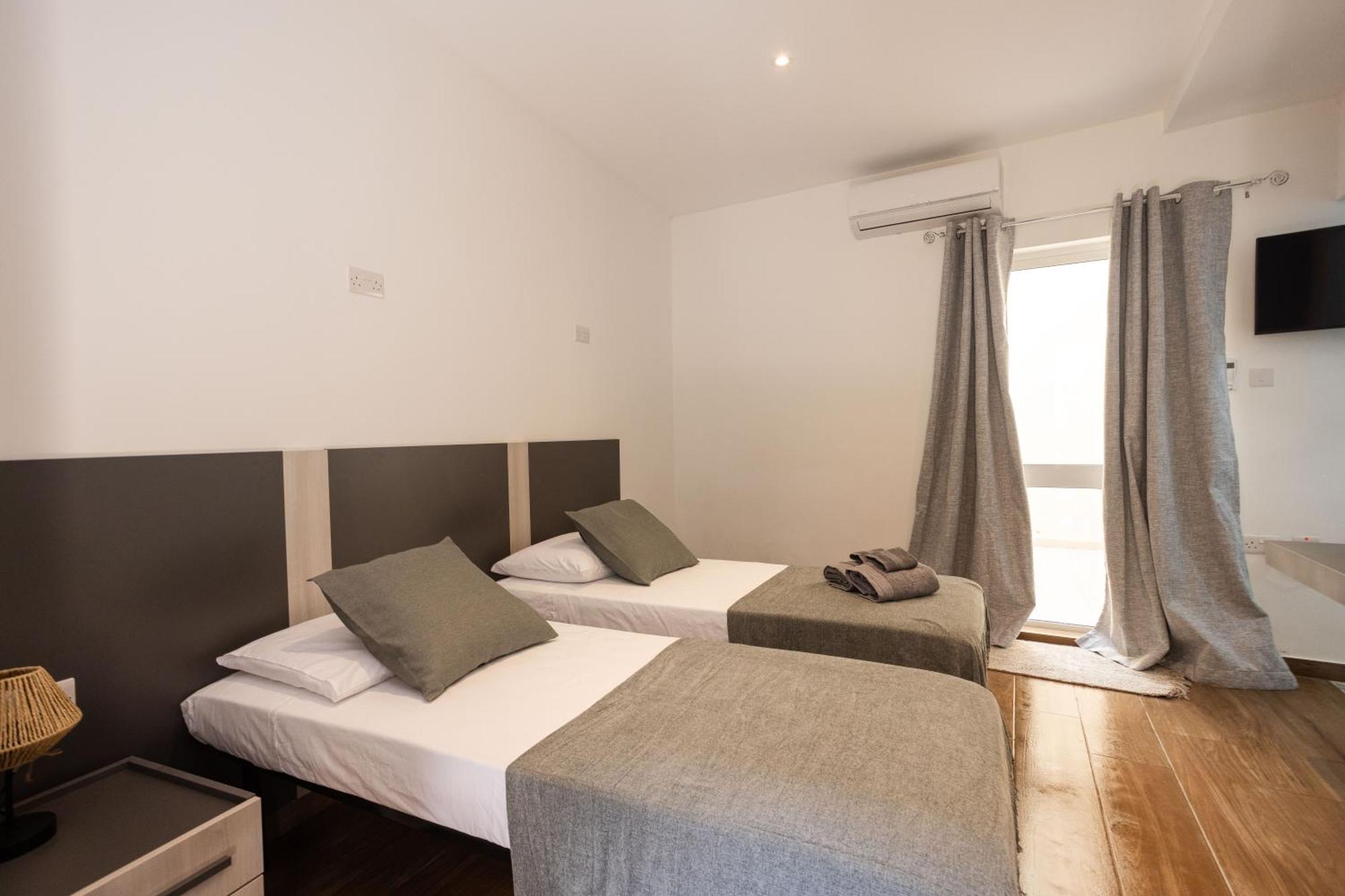 The Maltese Gem Apartment Cospicua Exterior foto